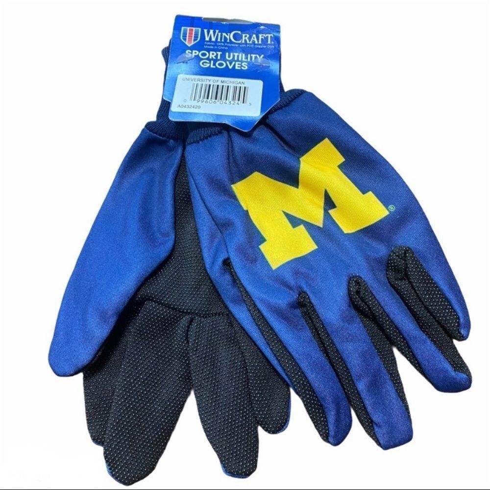 U of M Utility Gloves Yellow Textured Grip University of Michigan Go Blue NWT